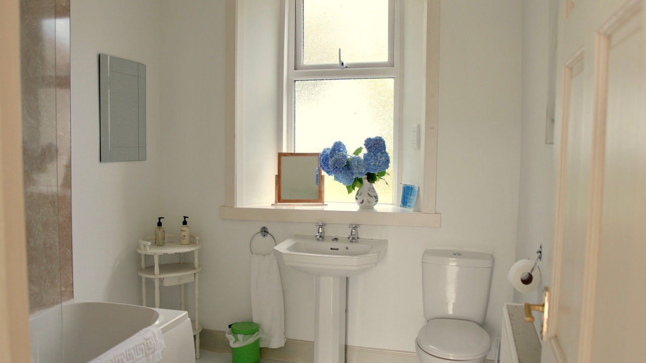 Photo of Bathroom in Carsethorn