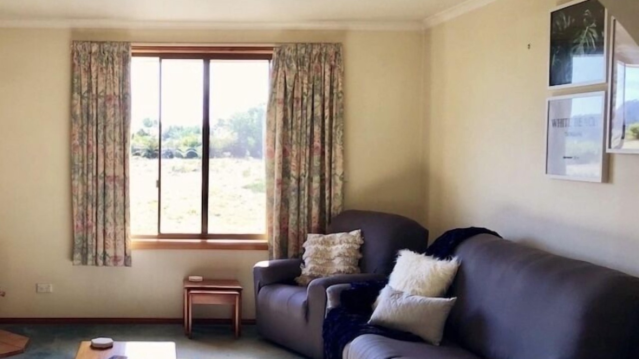 Photo of Livingroom in White Beach