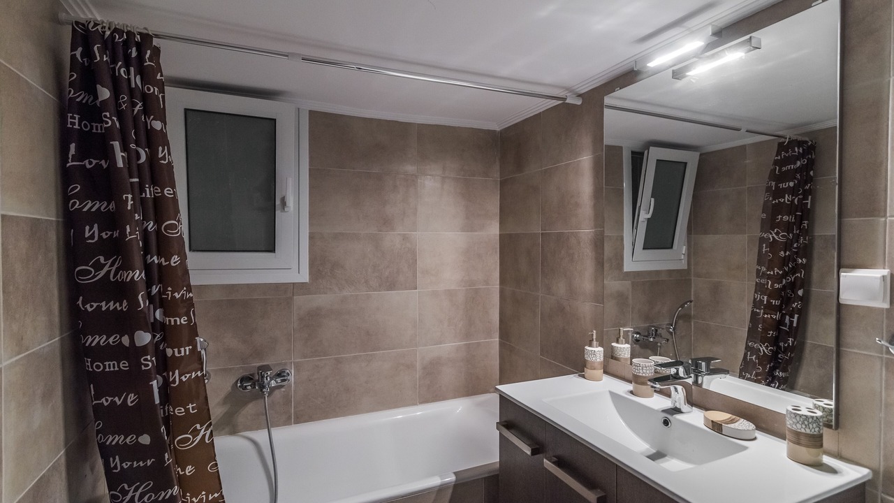 Photo of Bathroom in Makrigianni