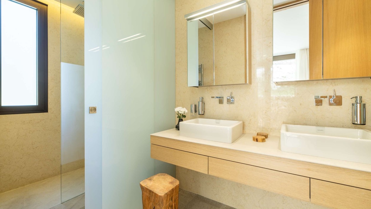 Photo of Bathroom in Urbanitzacio Gotmar