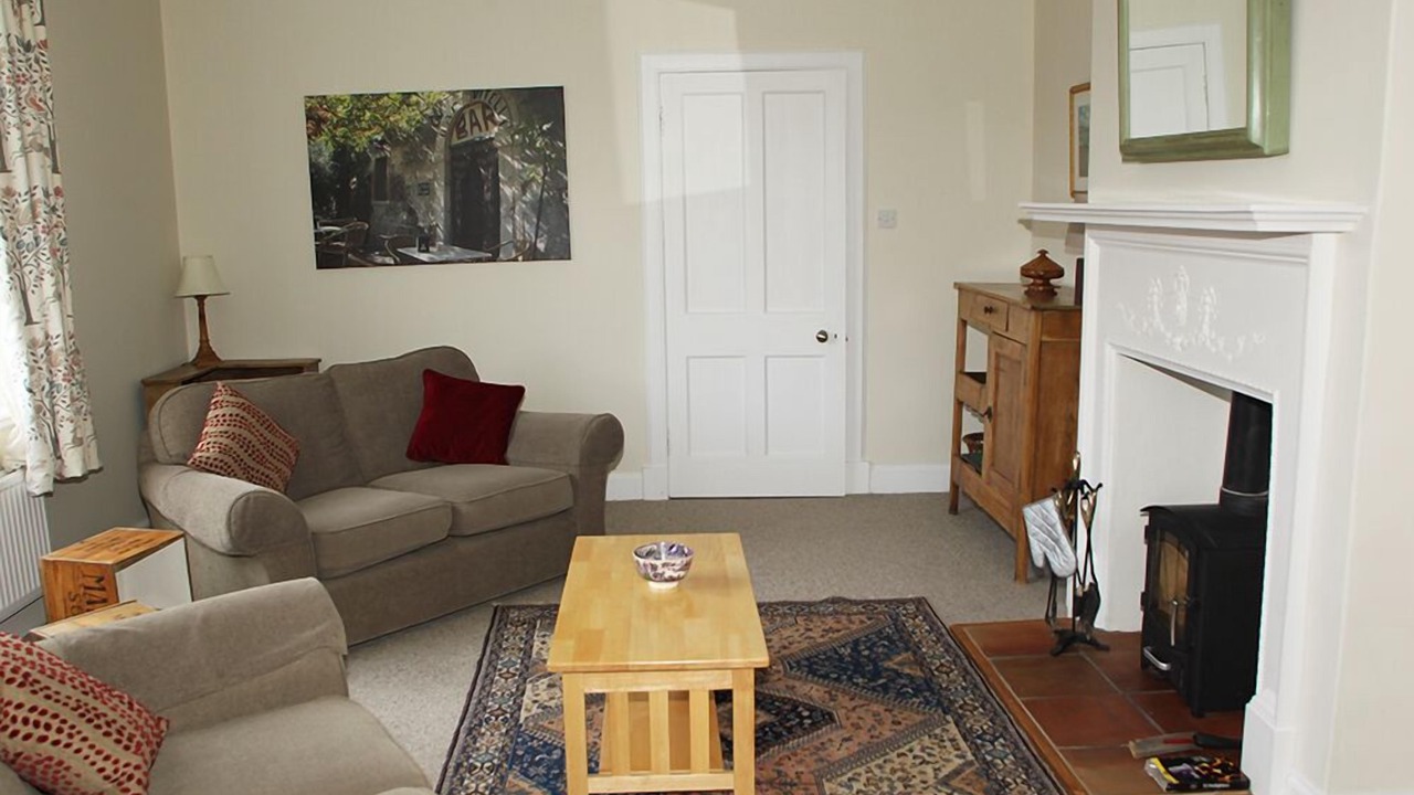 Photo of Livingroom in Melrose