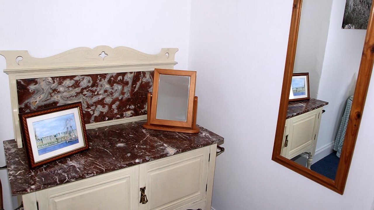 Photo of Bedroom in Melrose