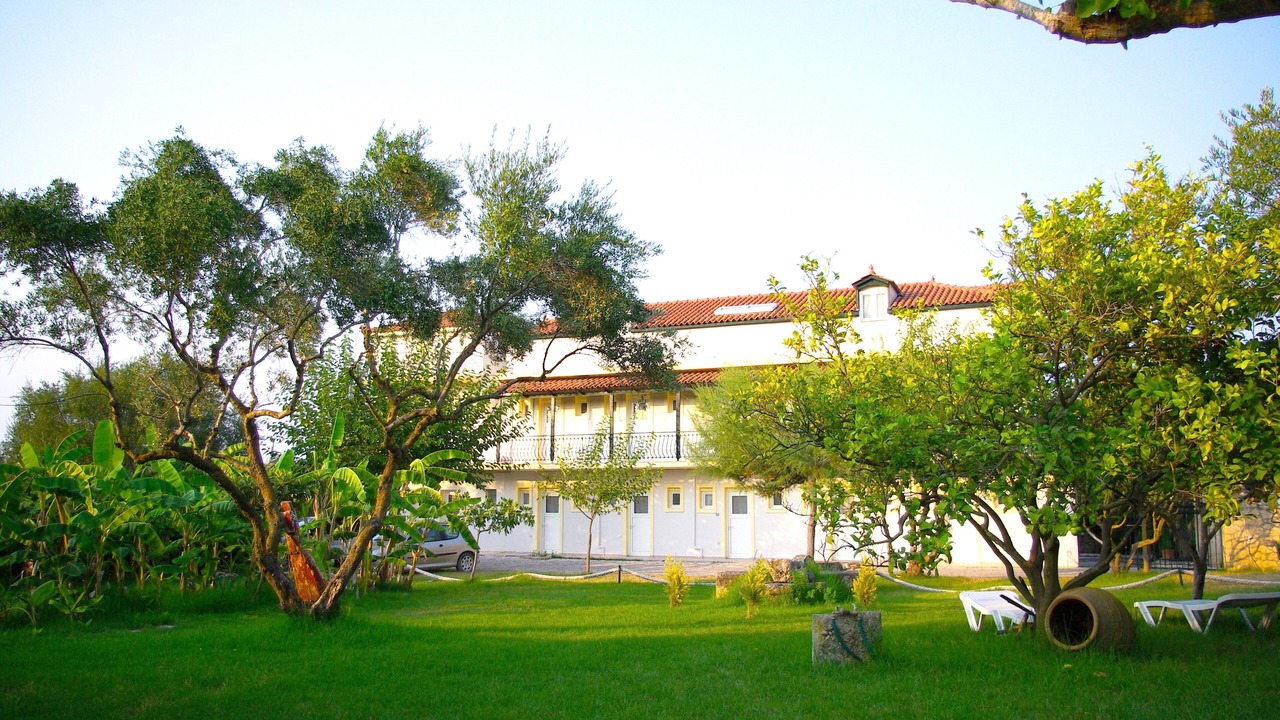 Photo of Outdoor in Neromilos