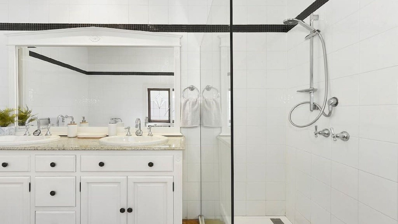 Photo of Bathroom in Launceston CBD
