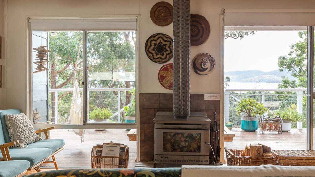 Photo of Livingroom in White Beach