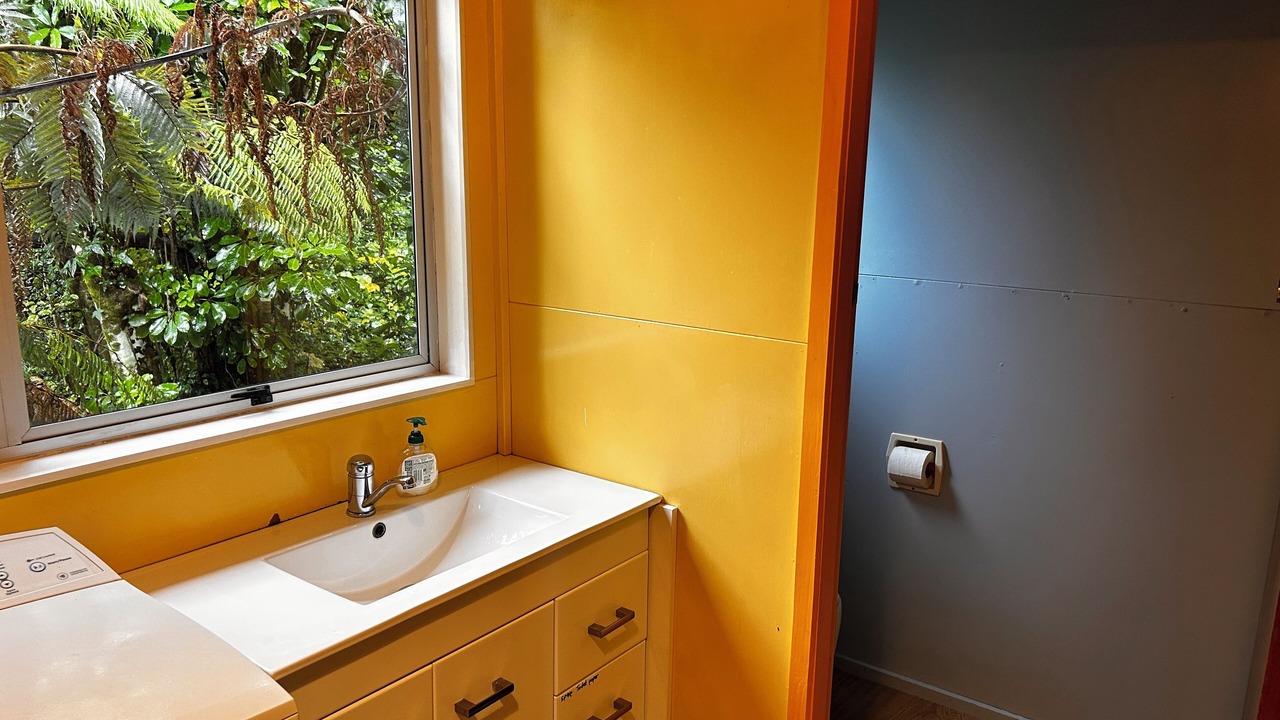 Photo of Bathroom in Kaiteriteri