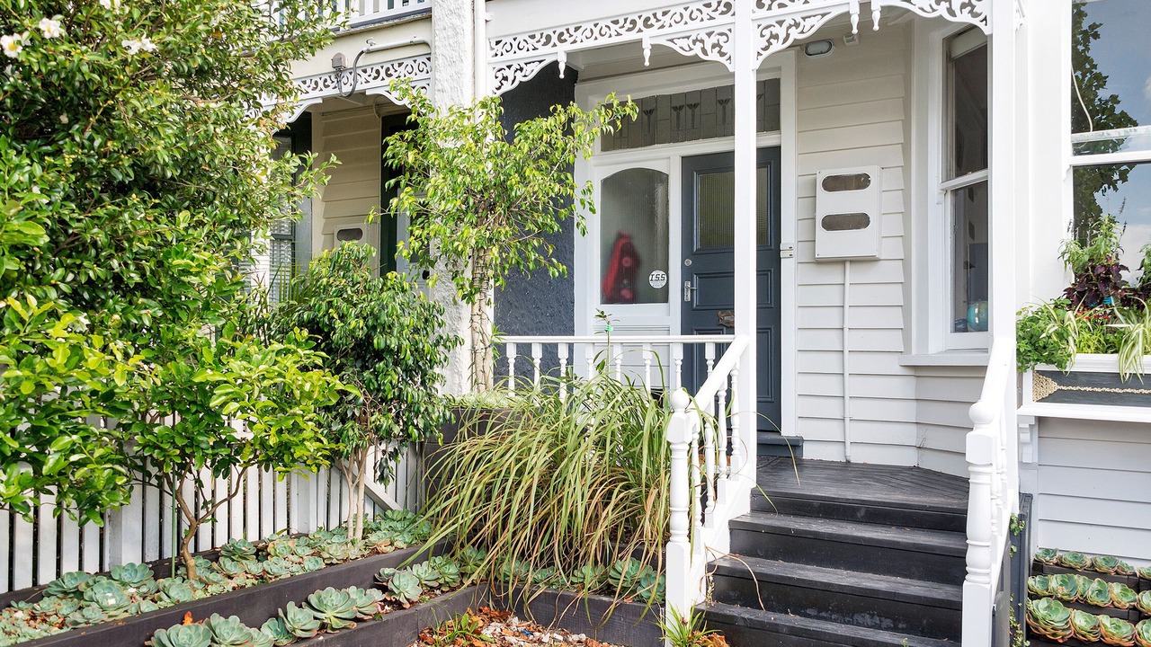 Photo of Others in Grey Lynn