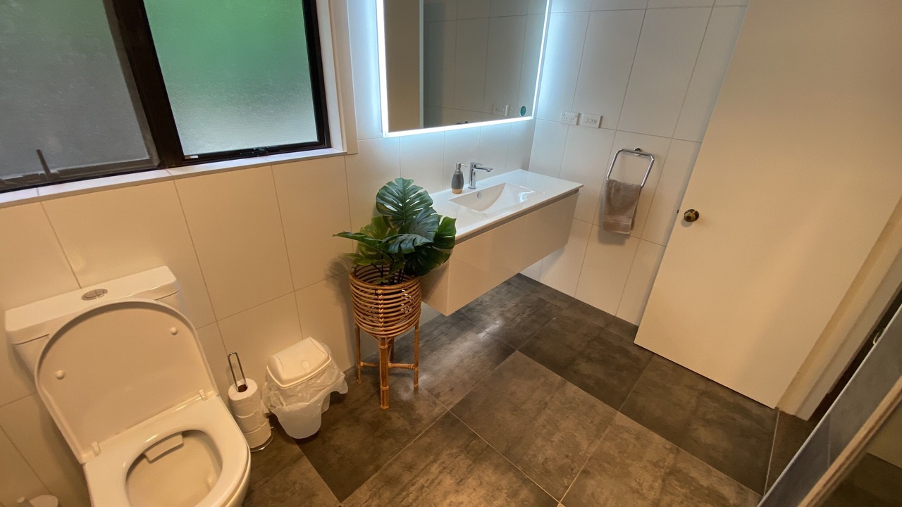 Photo of Bathroom in Kawaha Point