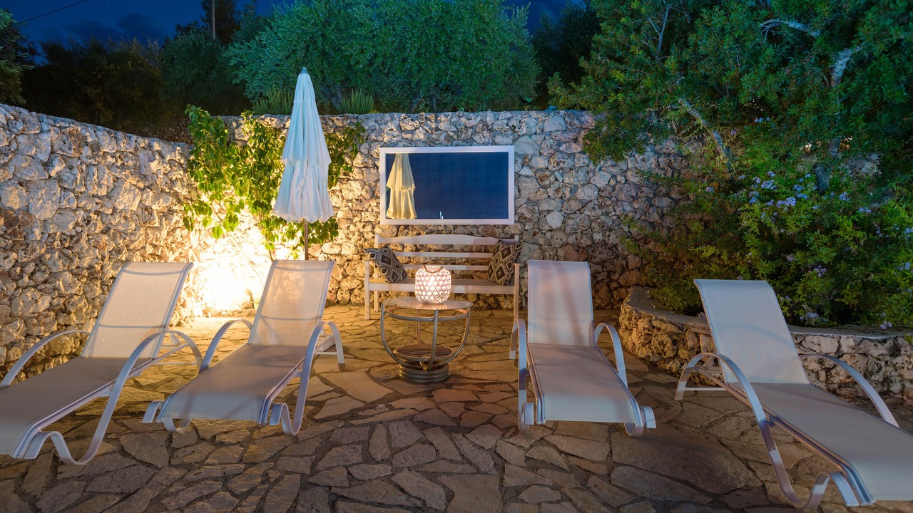 Photo of Patio Balcony in Korithi