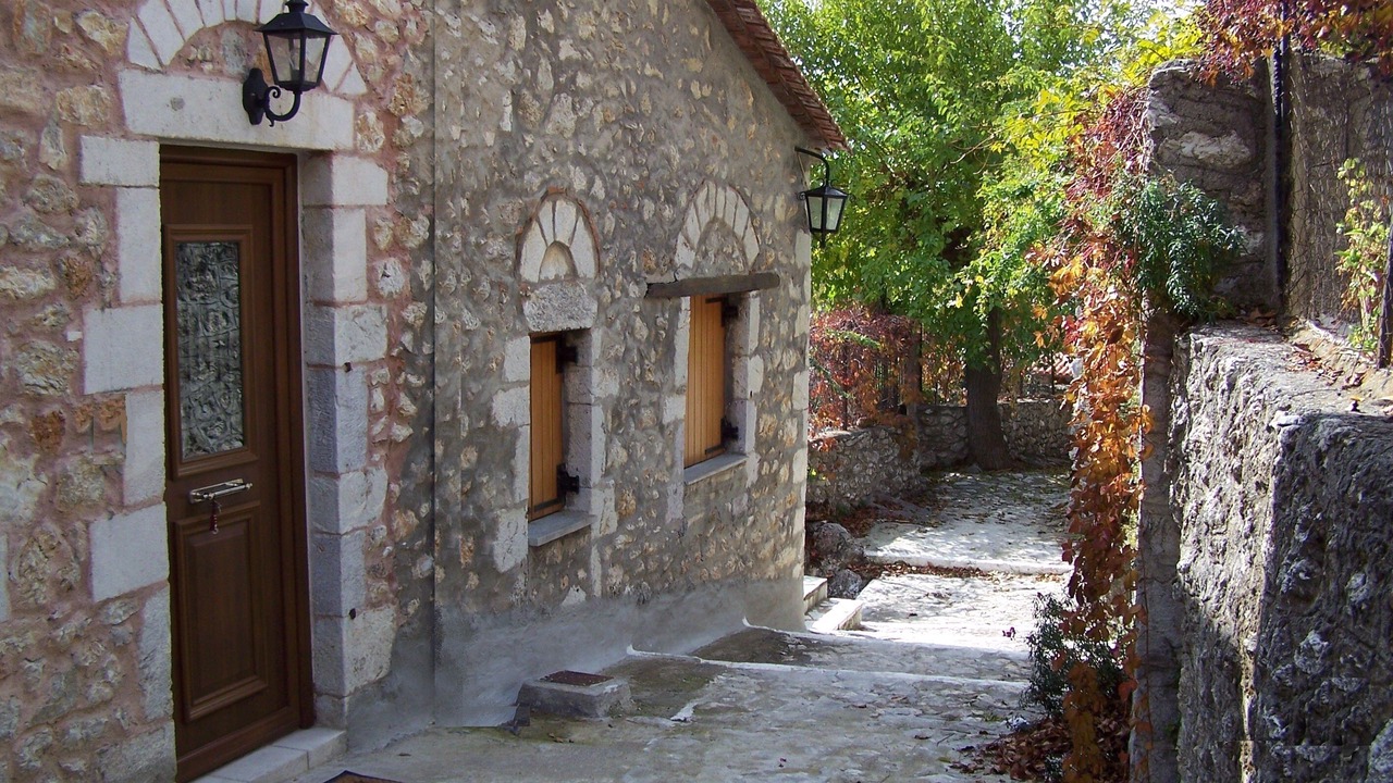 Photo of Outdoor in Trikolonoi
