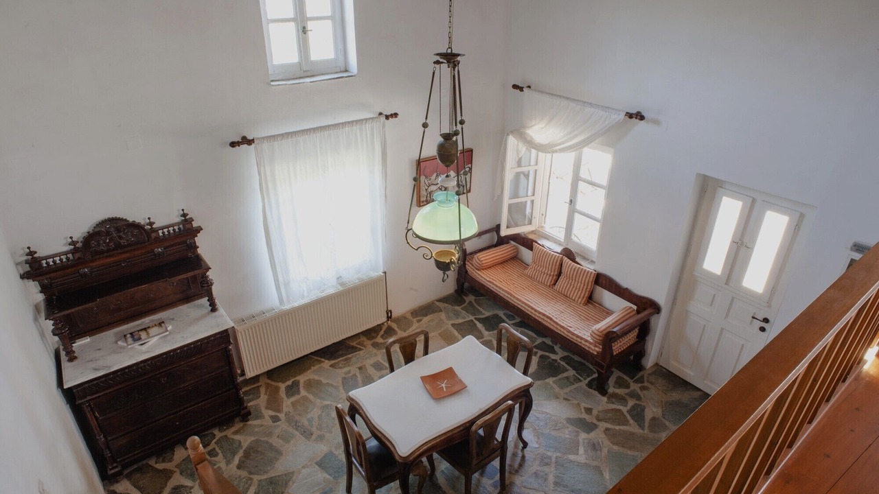 Photo of Livingroom in Syros