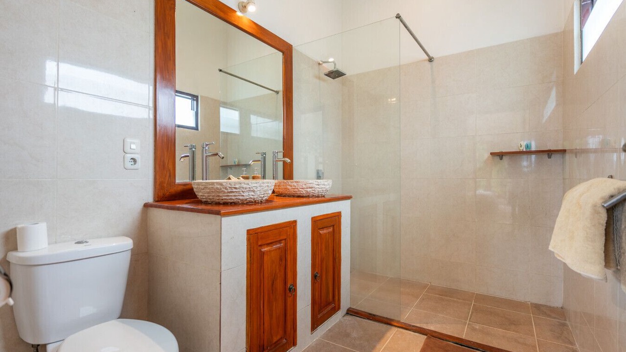 Photo of Bathroom in Melaya