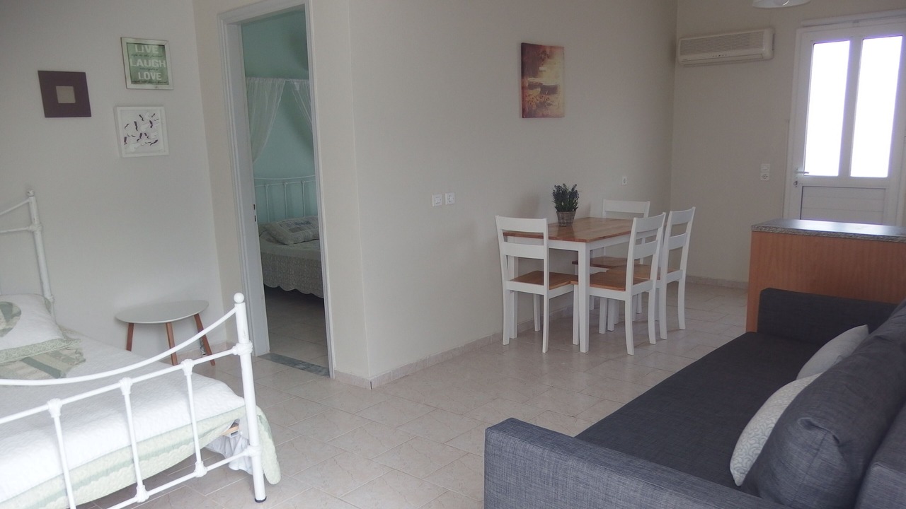 Photo of Livingroom in Zola