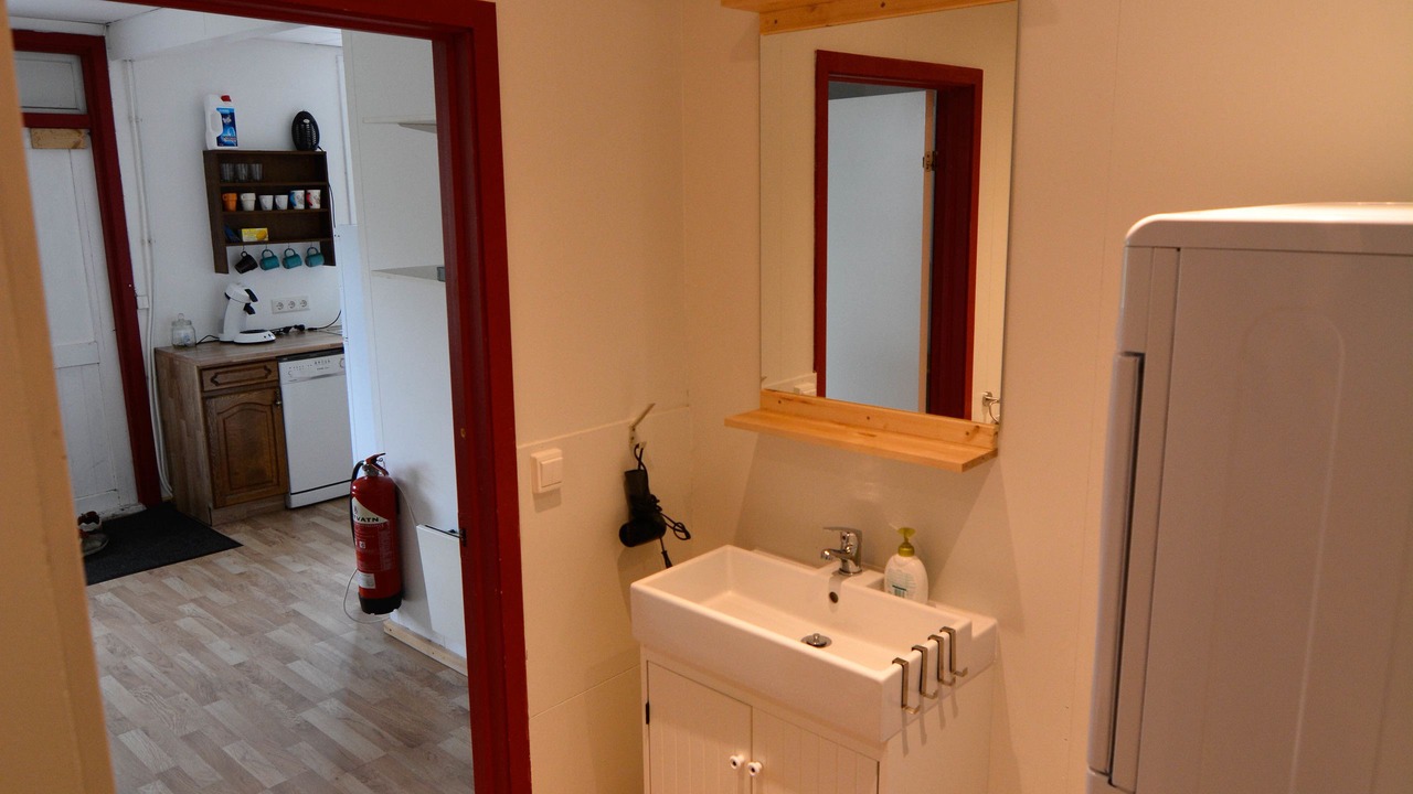 Photo of Bathroom in Djupivogur
