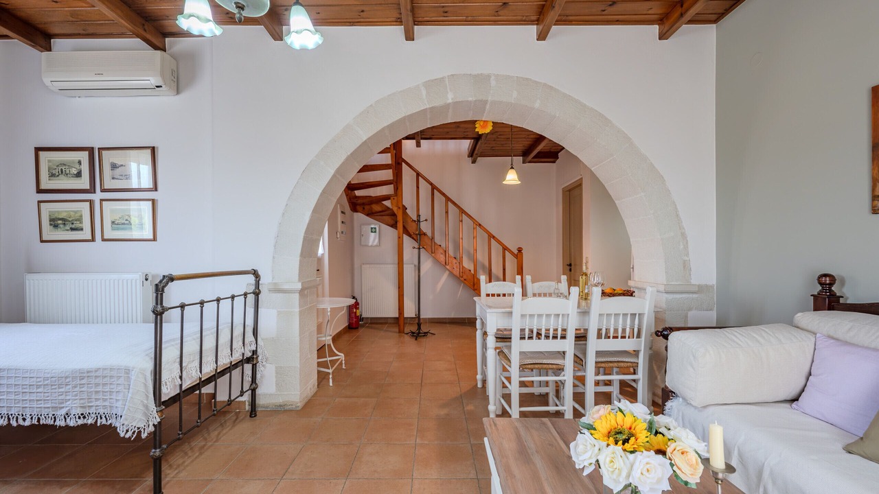 Photo of Livingroom in Douliana