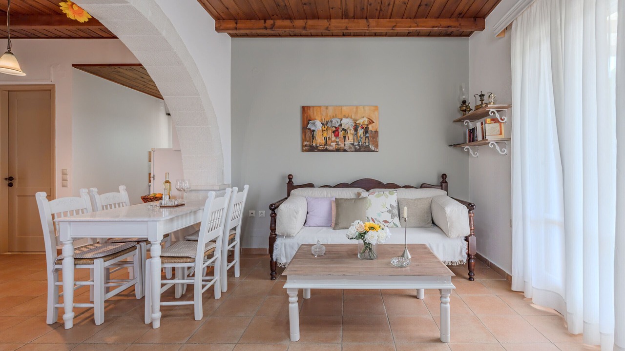 Photo of Livingroom in Douliana