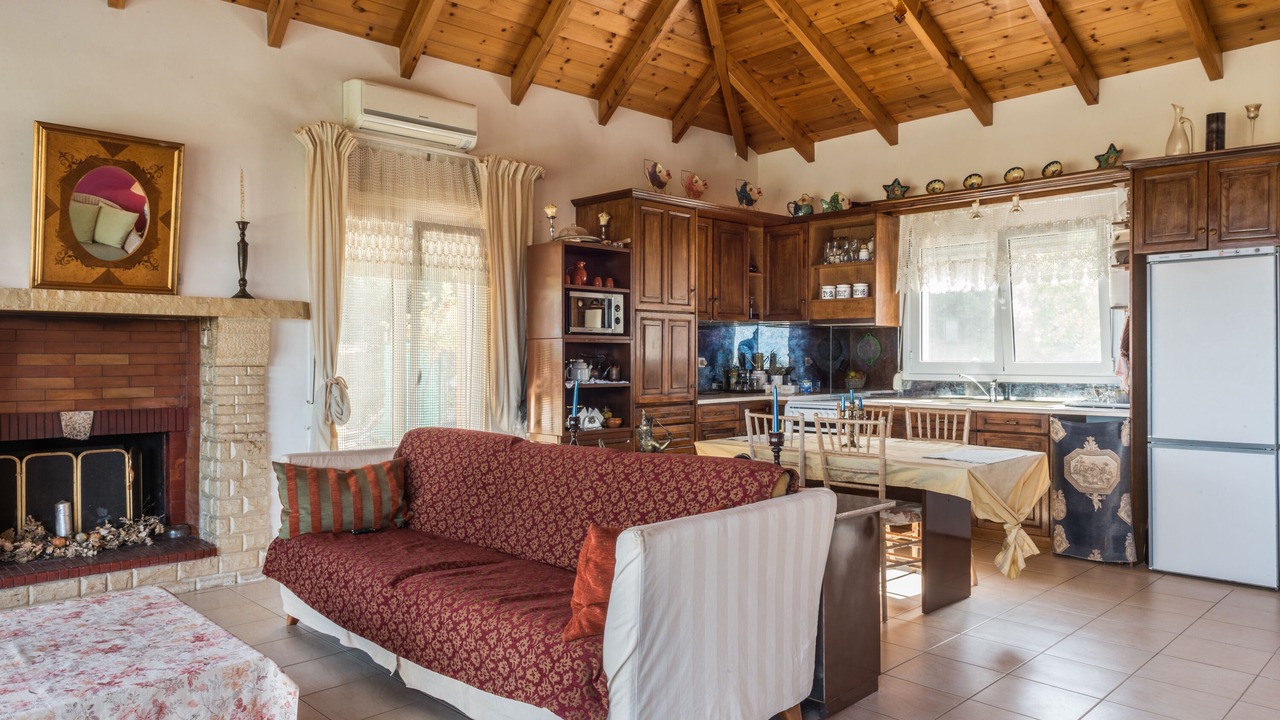 Photo of Livingroom in Gouvai