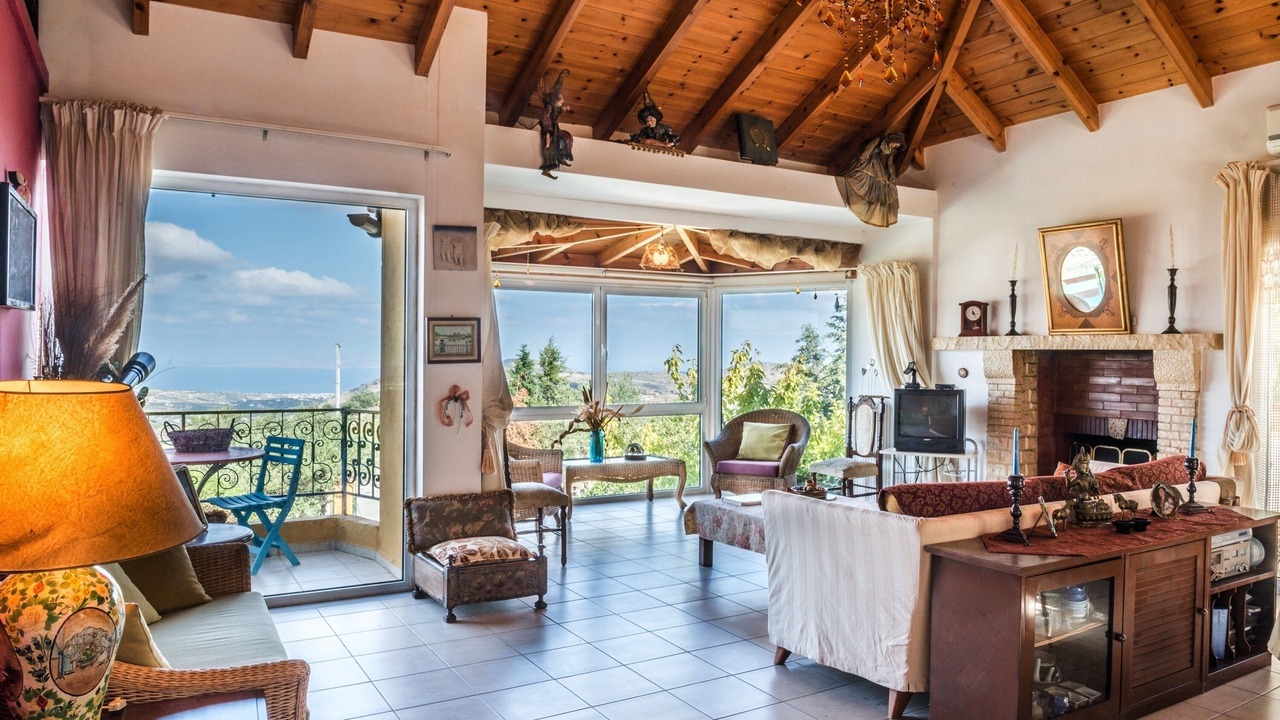 Photo of Livingroom in Gouvai