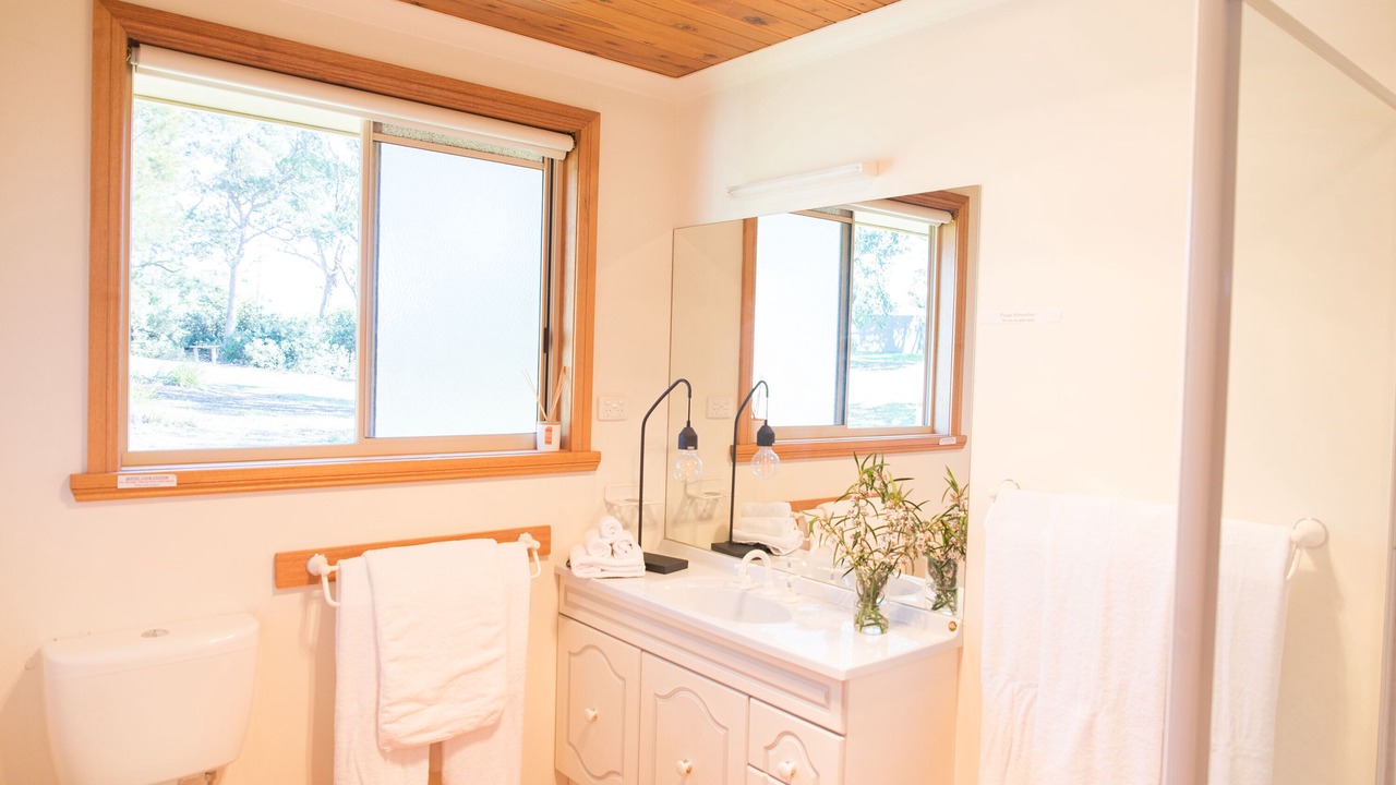 Photo of Bathroom in Binalong Bay