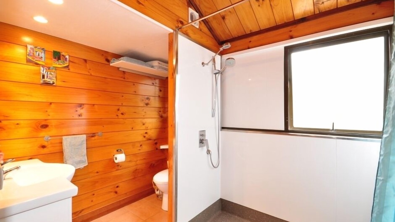 Photo of Bathroom in Tikitere