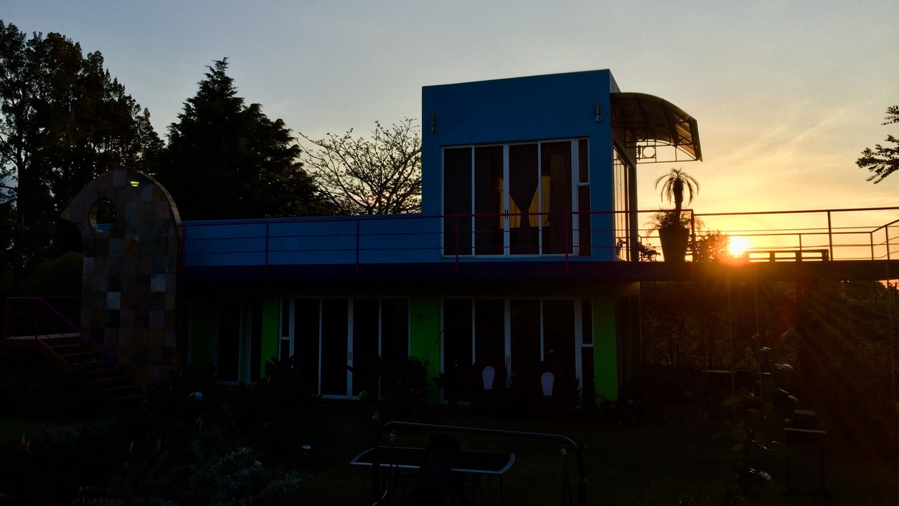 Photo of Outdoor in Roble