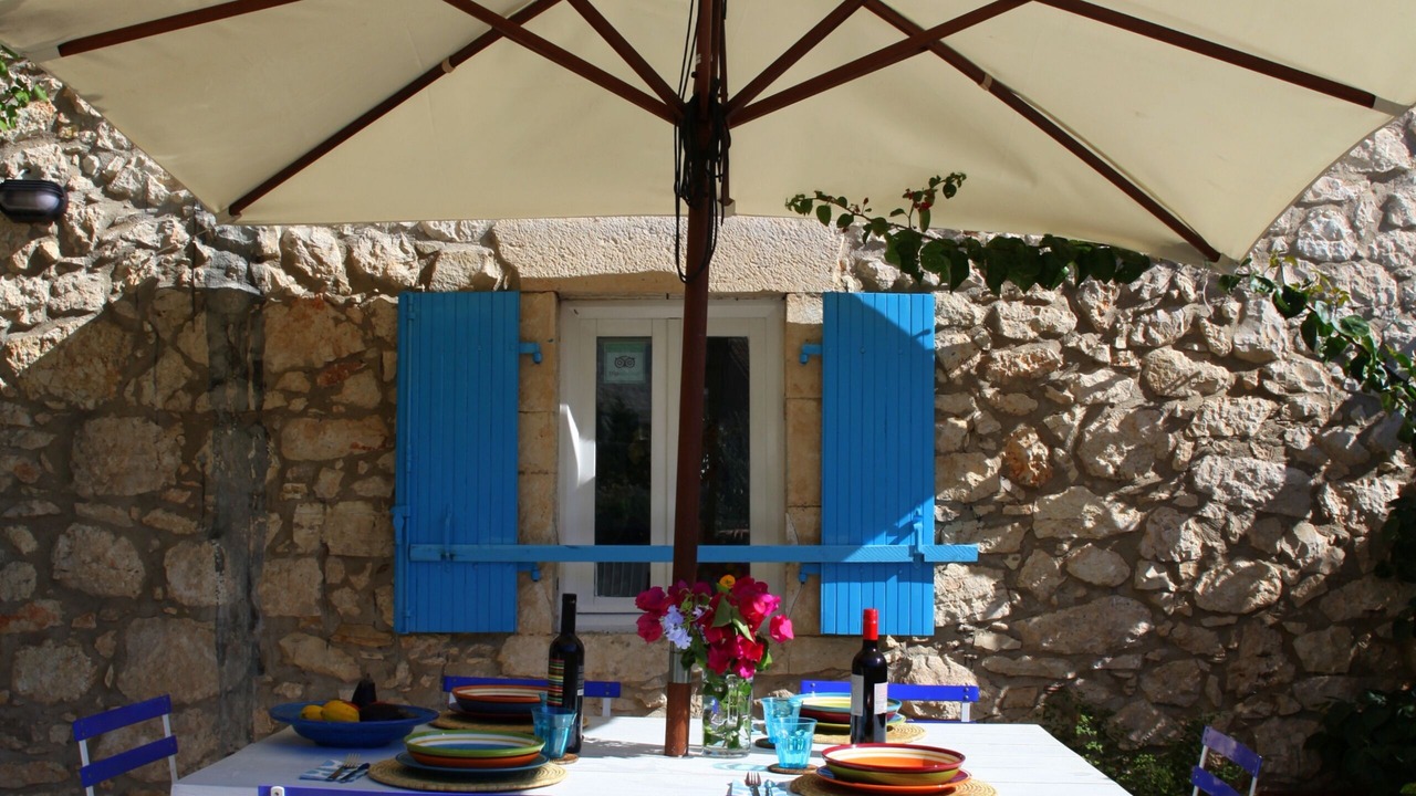 Photo of Outdoor in Tselendata