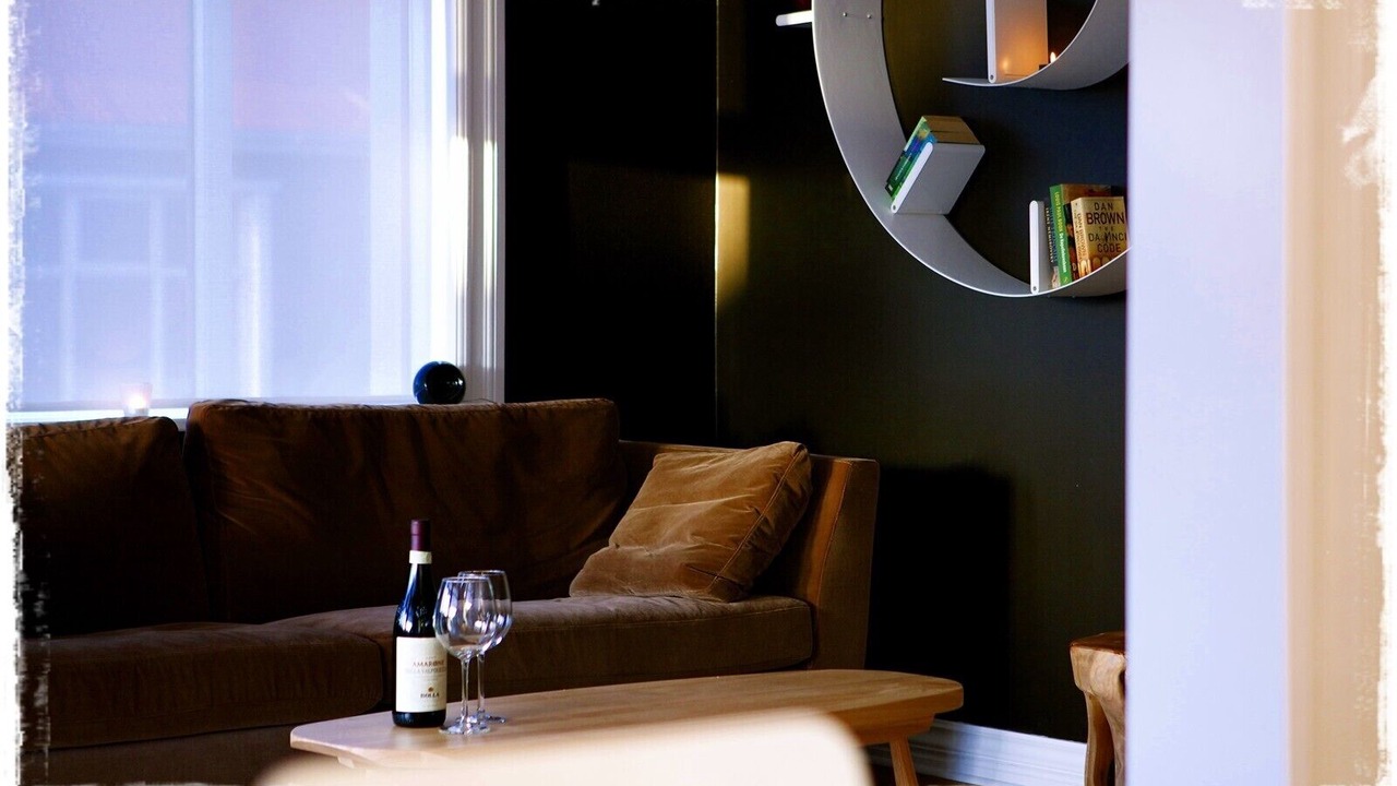 Photo of Livingroom in Downtown