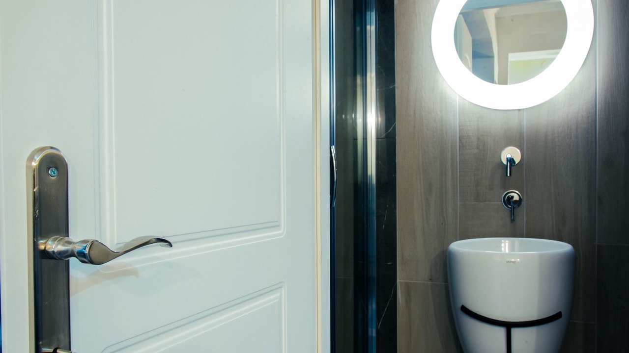 Photo of Bathroom in Thessaloniki City Centre