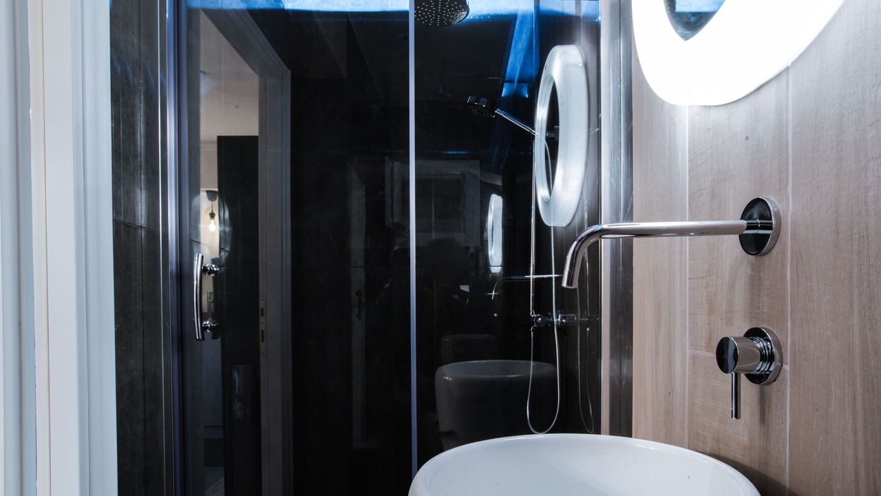 Photo of Bathroom in Thessaloniki City Centre