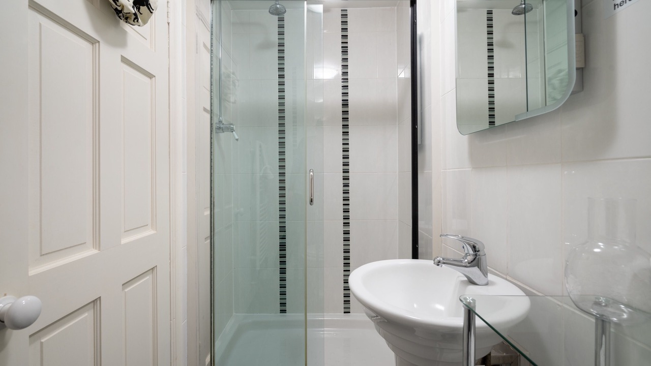 Photo of Bathroom in New Town