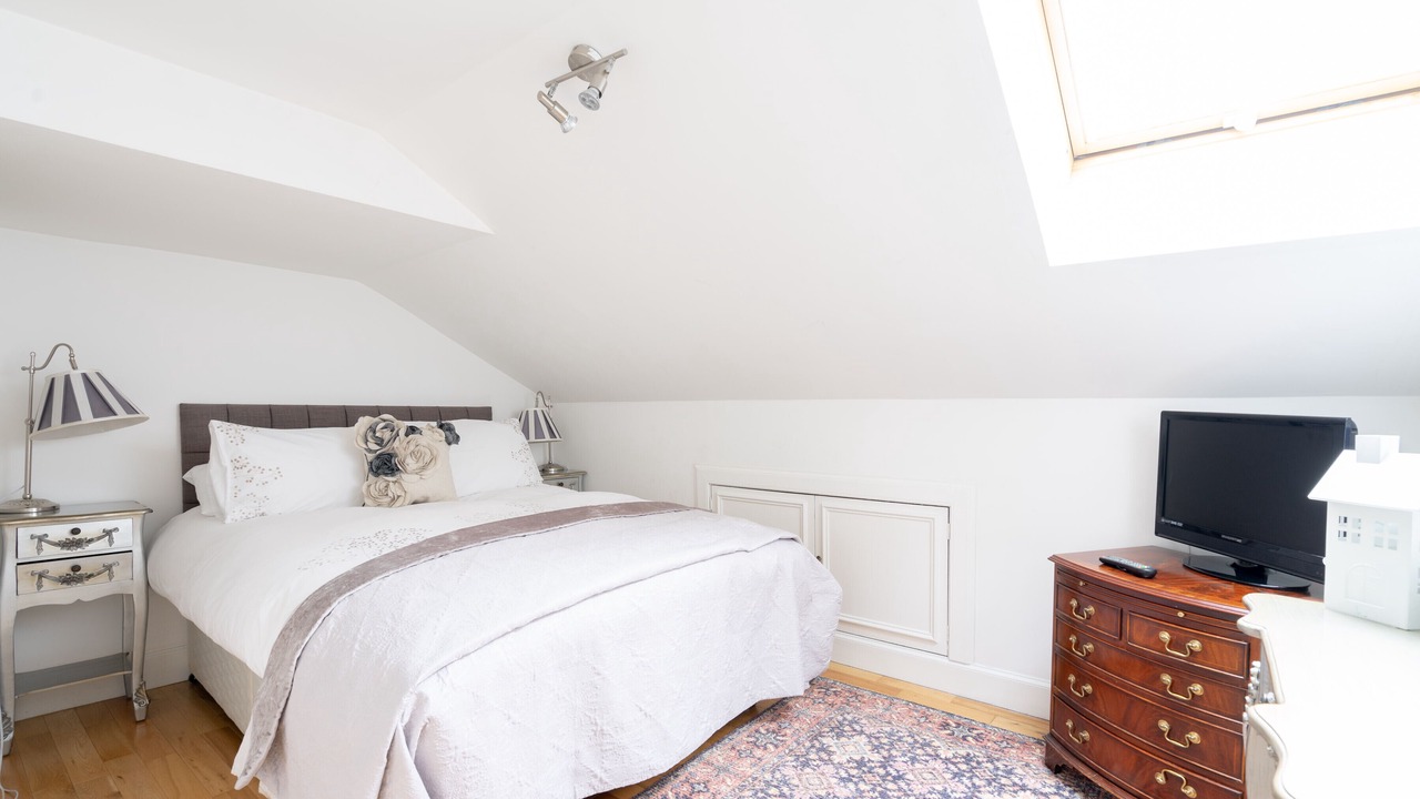 Photo of Bedroom in New Town