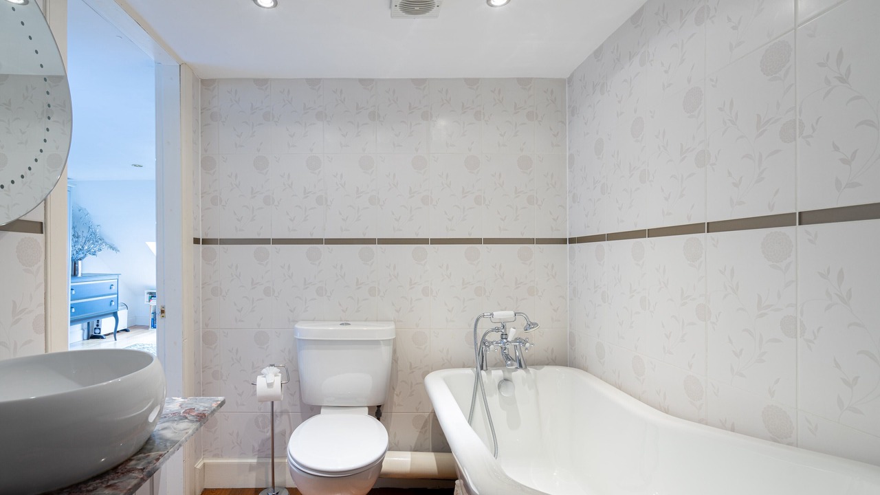 Photo of Bathroom in New Town