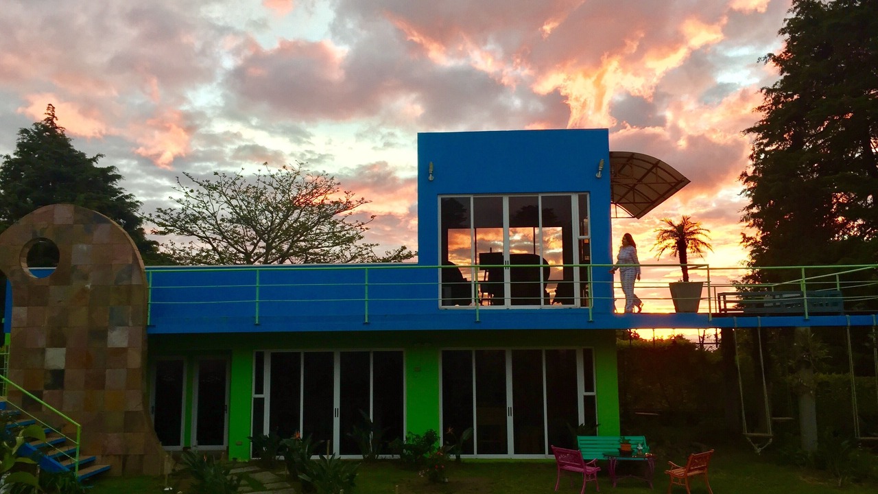 Photo of Outdoor in Roble