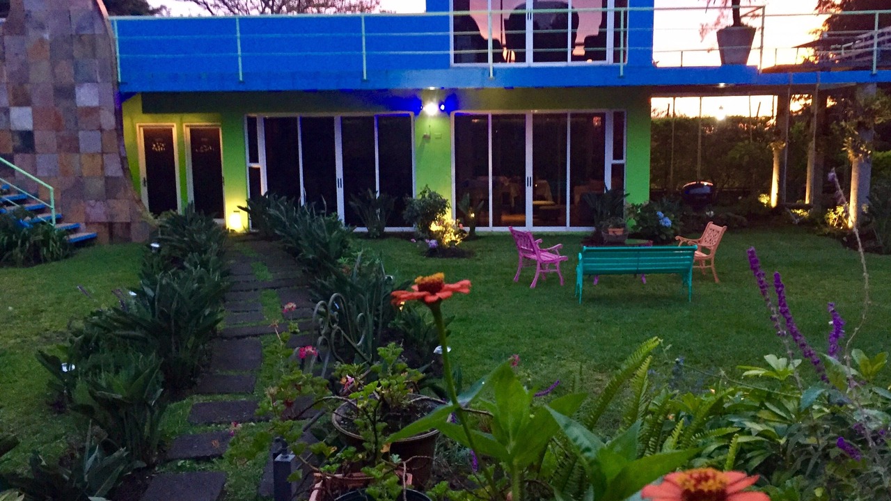 Photo of Outdoor in Roble