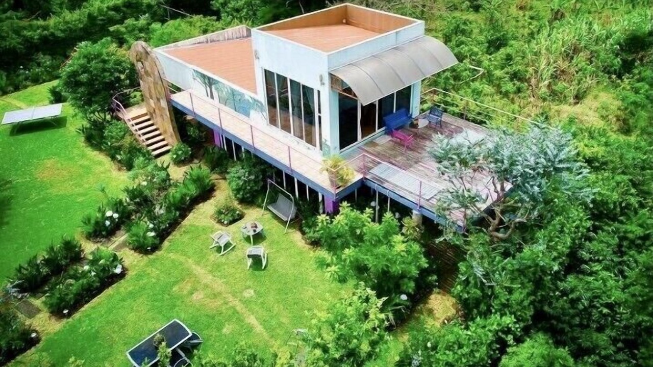 Photo of Outdoor in Roble