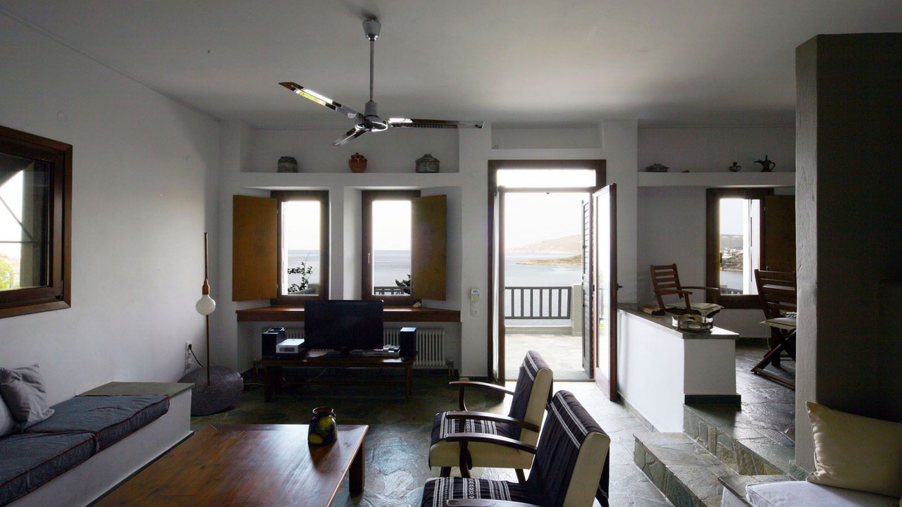 Photo of Livingroom in Ydrousa