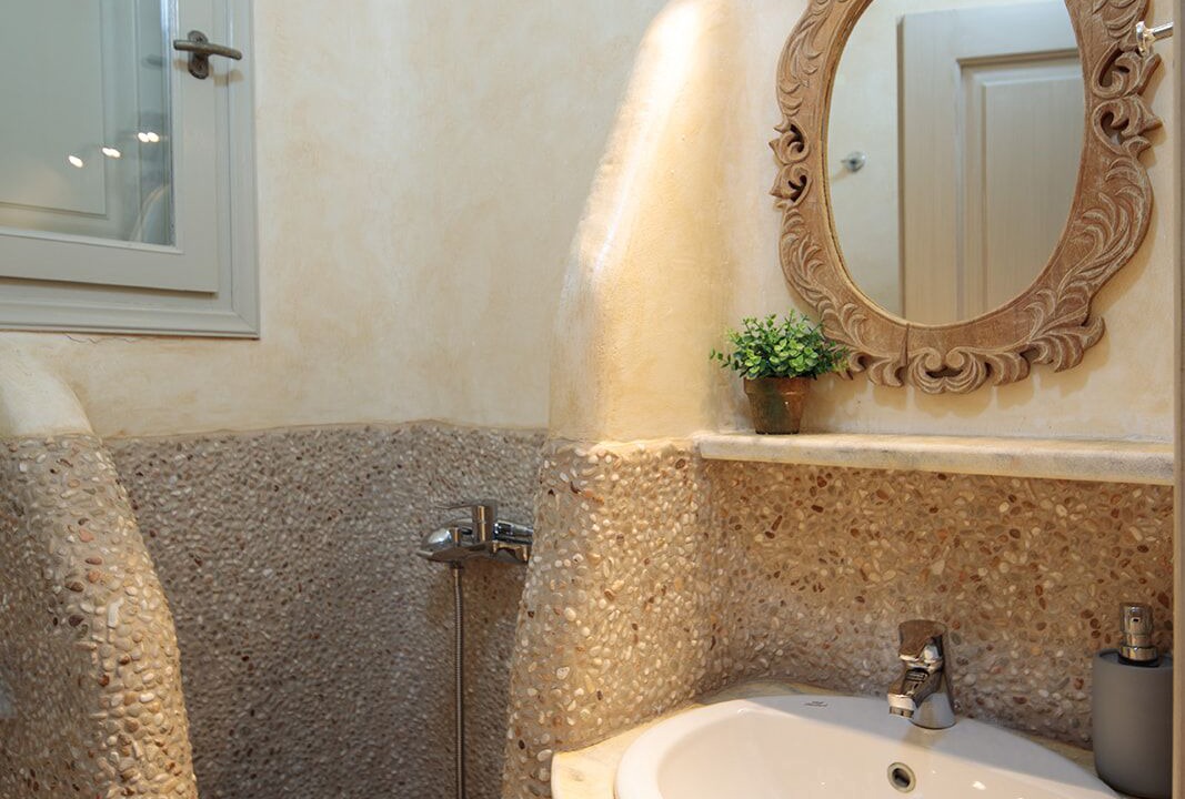 Photo of Bathroom in Ornos