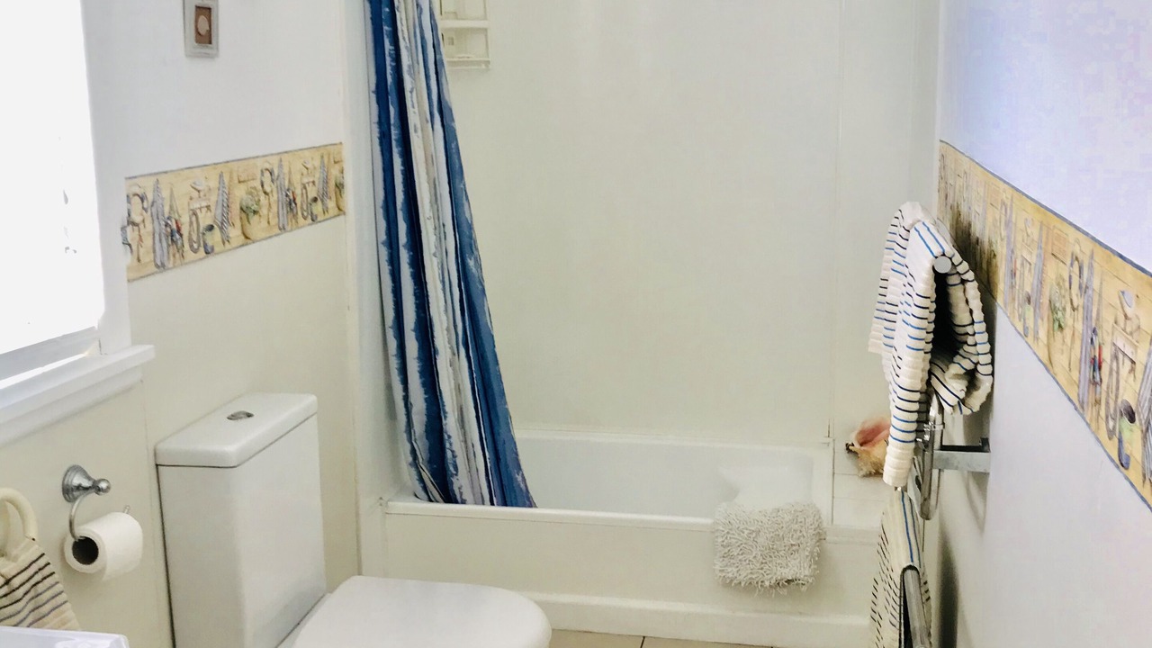 Photo of Bathroom in Waikanae