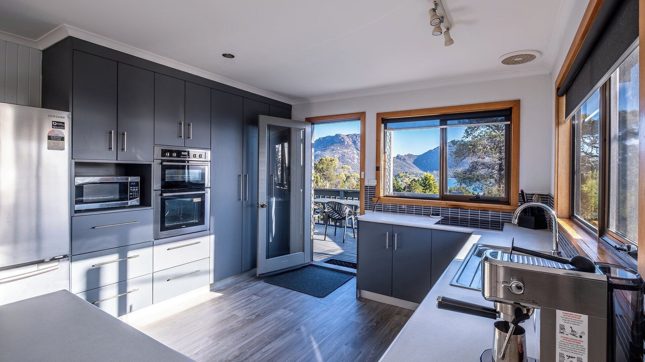 Photo of Kitchen in Coles Bay