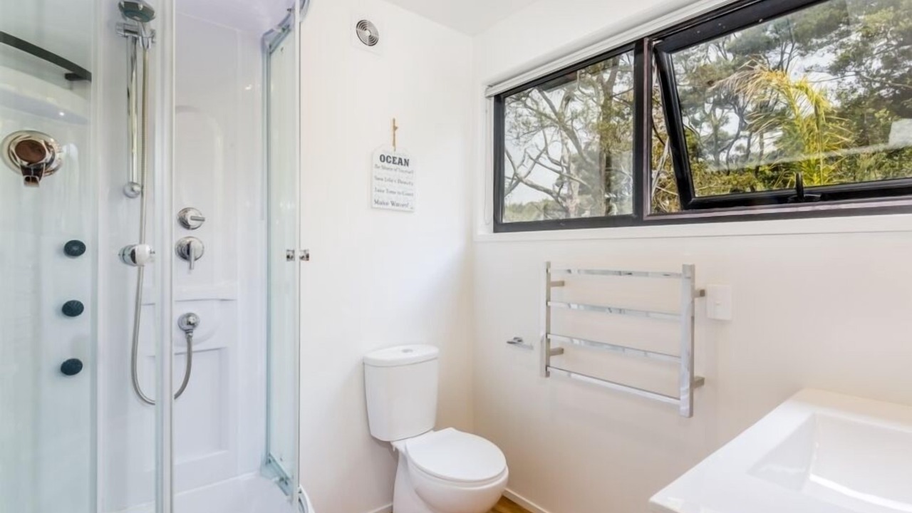Photo of Bathroom in Paihia