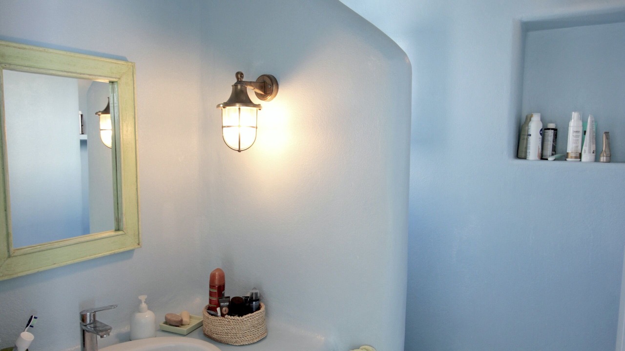 Photo of Bathroom in Drios