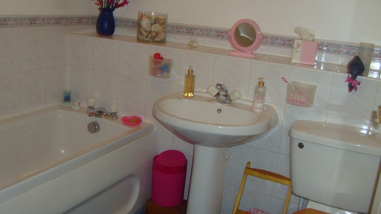 Photo of Bathroom in Penicuik