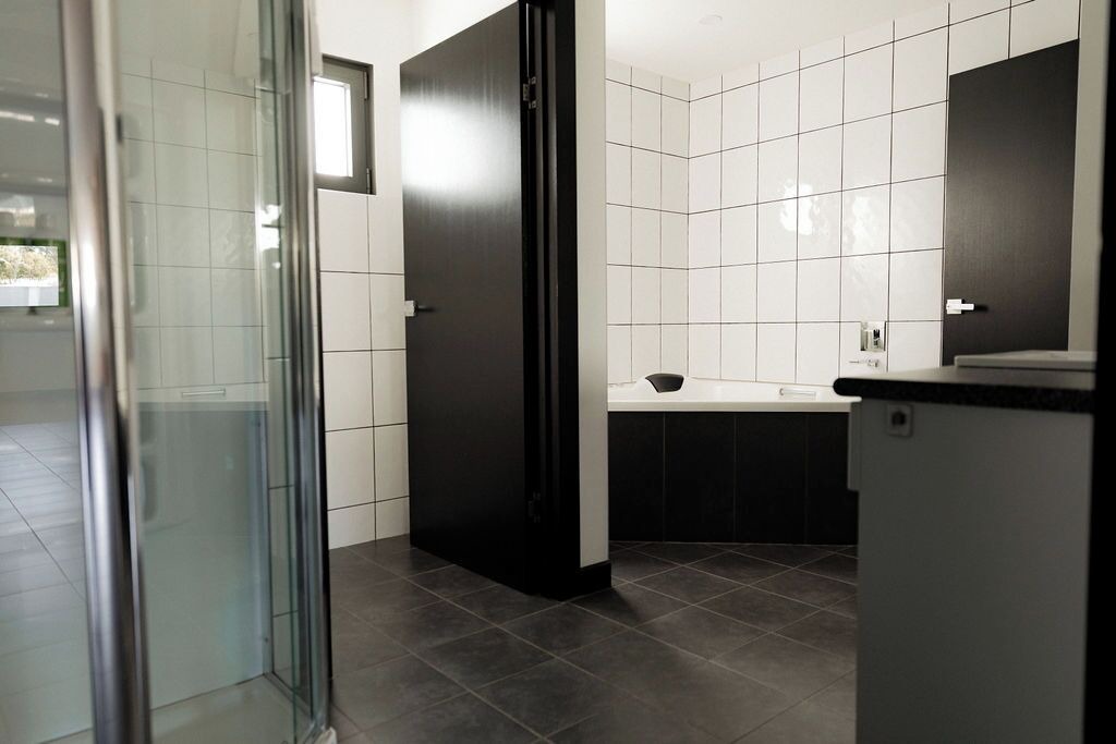 Photo of Bathroom in Binalong Bay