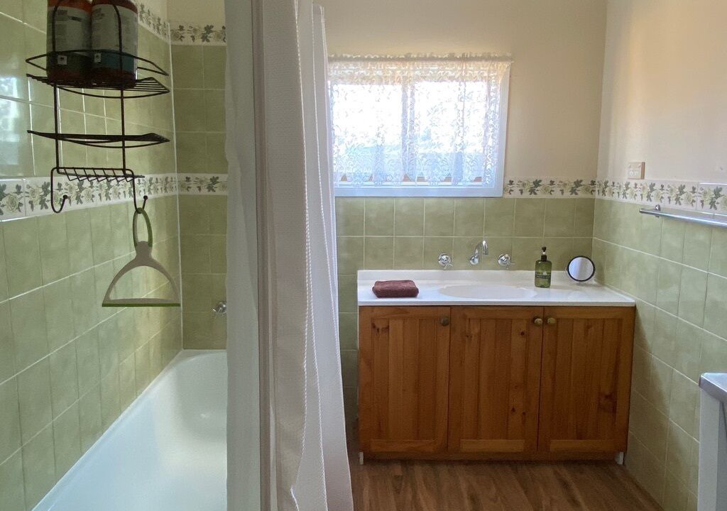 Photo of Bathroom in Alonnah