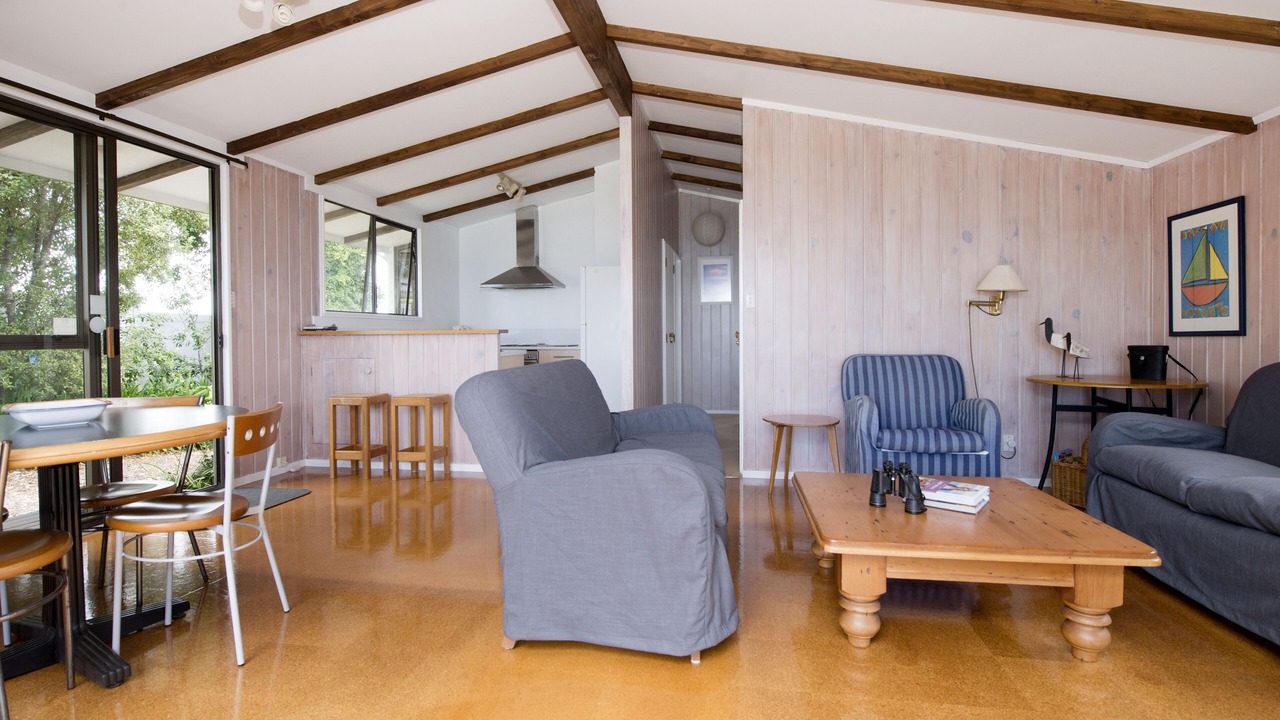 Photo of Livingroom in Russell
