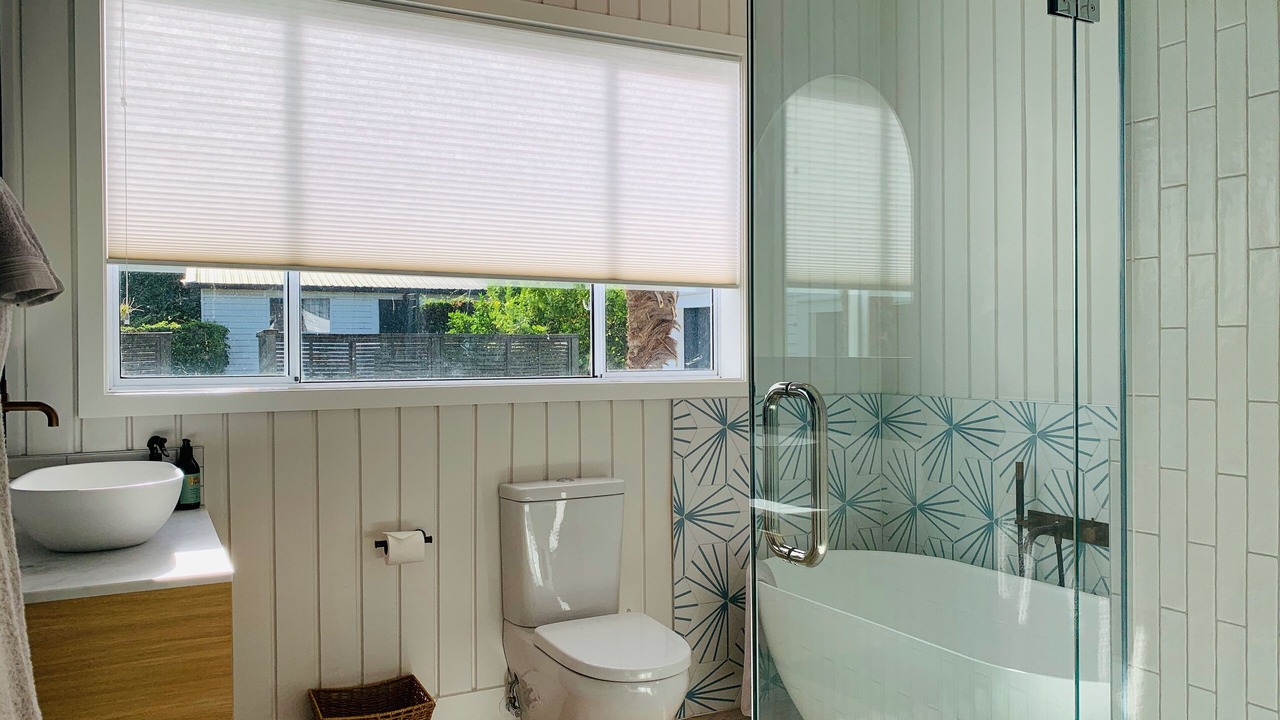 Photo of Bathroom in Russell