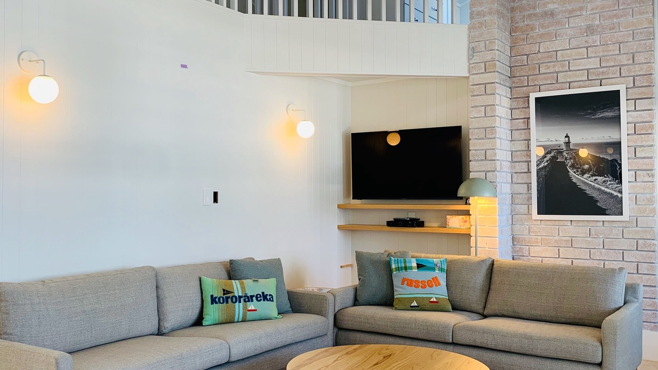 Photo of Livingroom in Russell