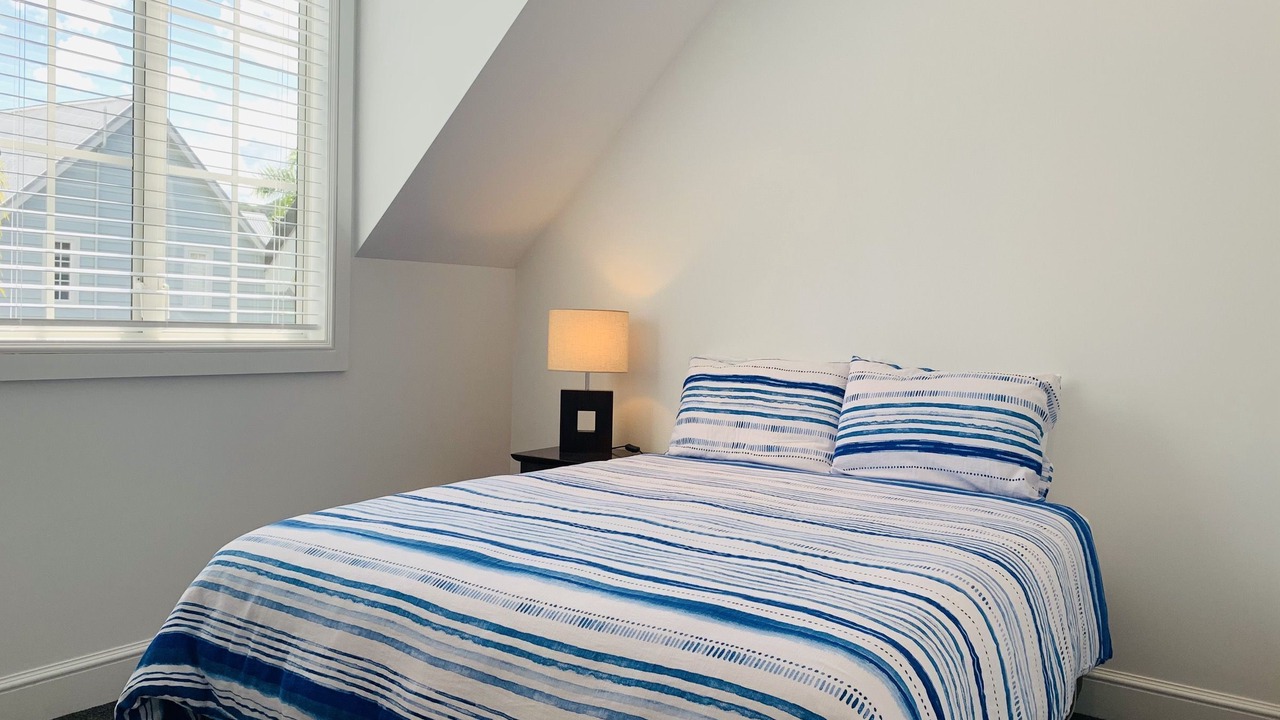 Photo of Bedroom in Russell