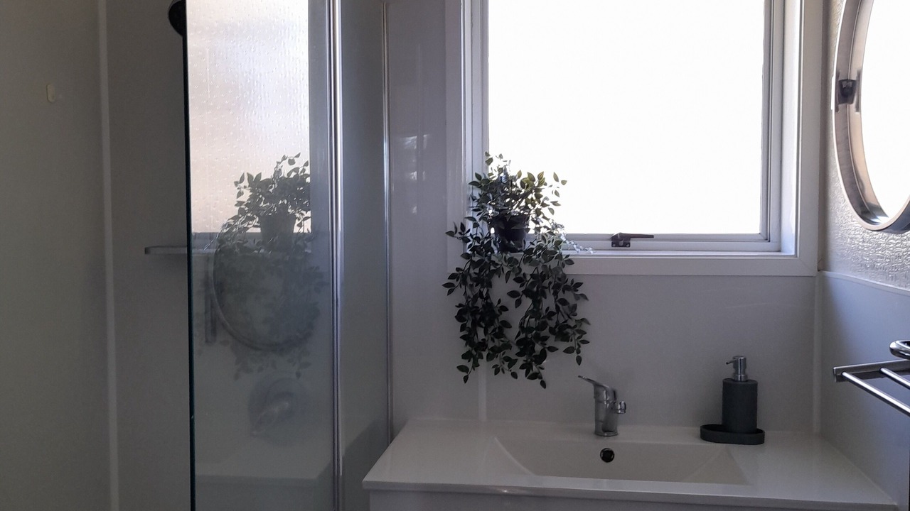 Photo of Bathroom in Rototai