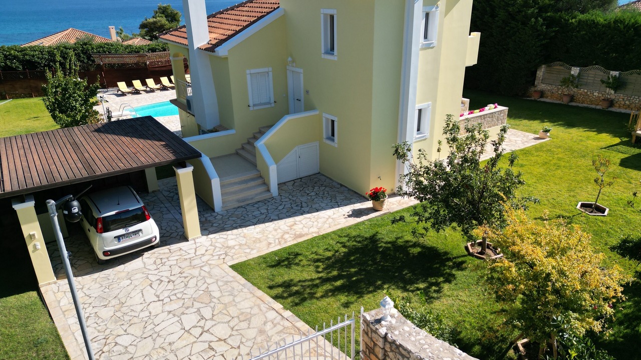 Photo of Outdoor in Karavados